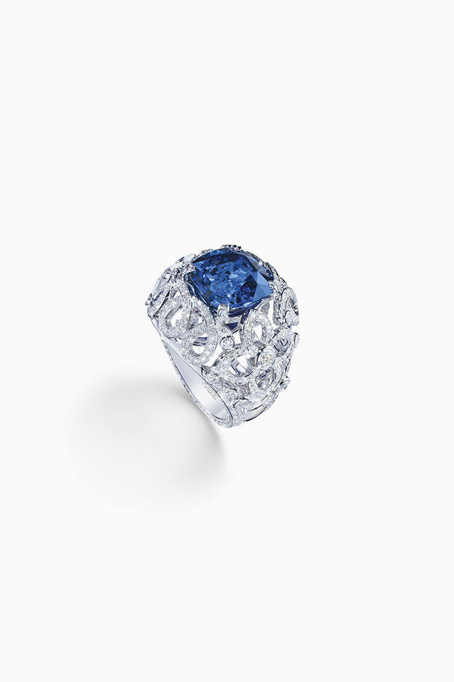 Secrets and Lights. Ювелирный музей - jewellerymuseum.ru